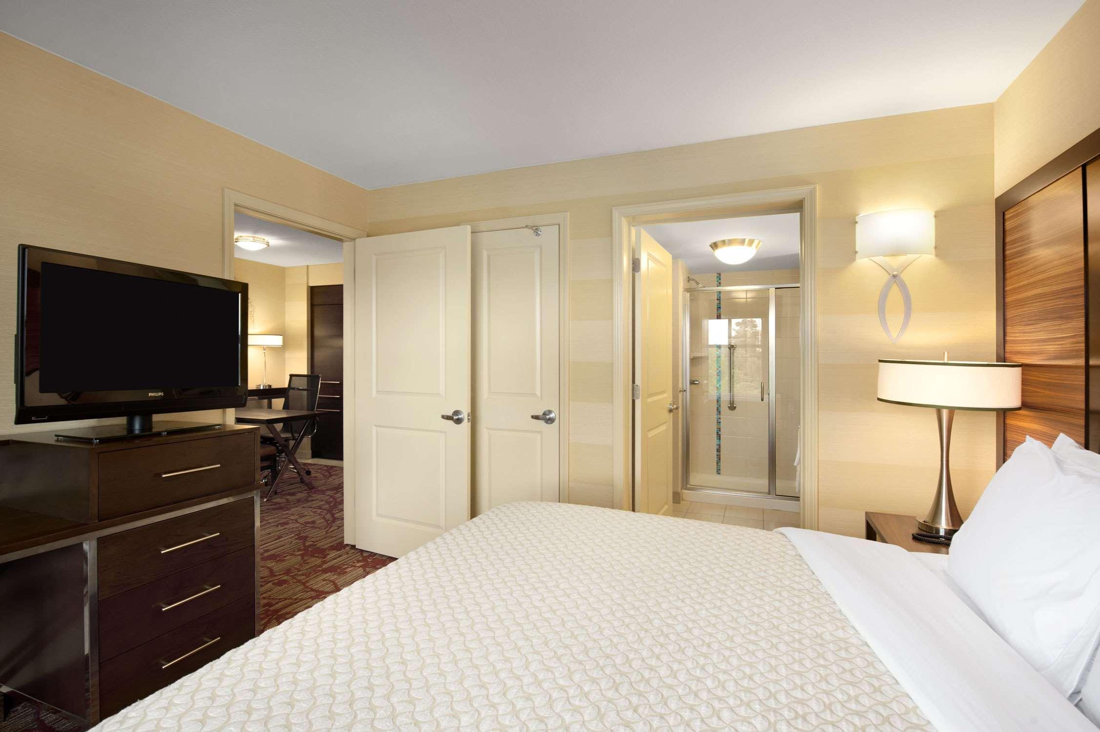 Embassy Suites Atlanta - Kennesaw Town Center Habitación foto